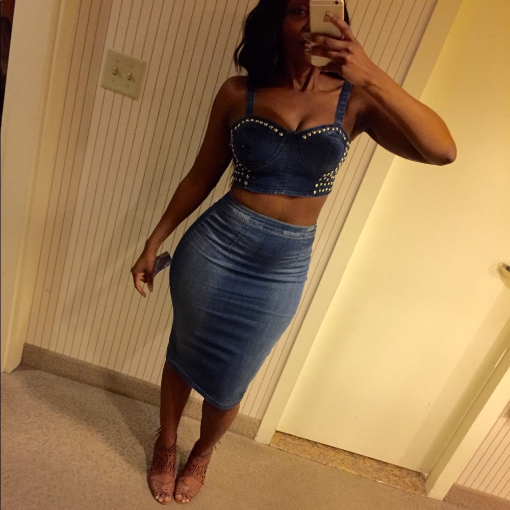 ‼️SOLD‼️Blue jean two piece; skirt and bustier